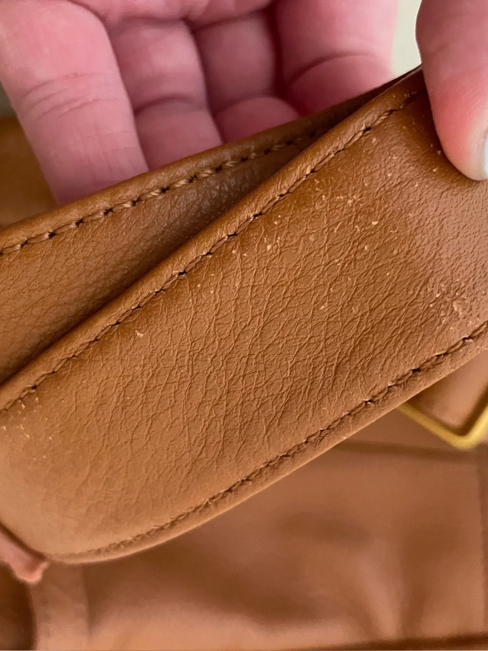 EXCELLENT Hobo Fern Sling Crossbody in a Caramel / Honey Color - Picture 14 of 14